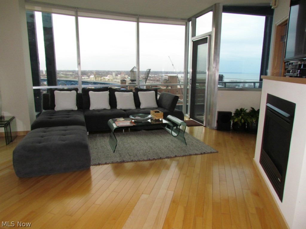 Pinnacle - Residential