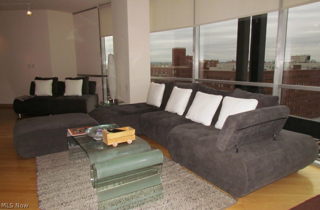 Pinnacle - Residential