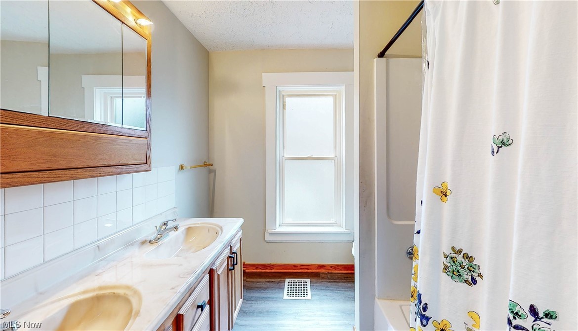 Newton Chalker North Hill - Residential