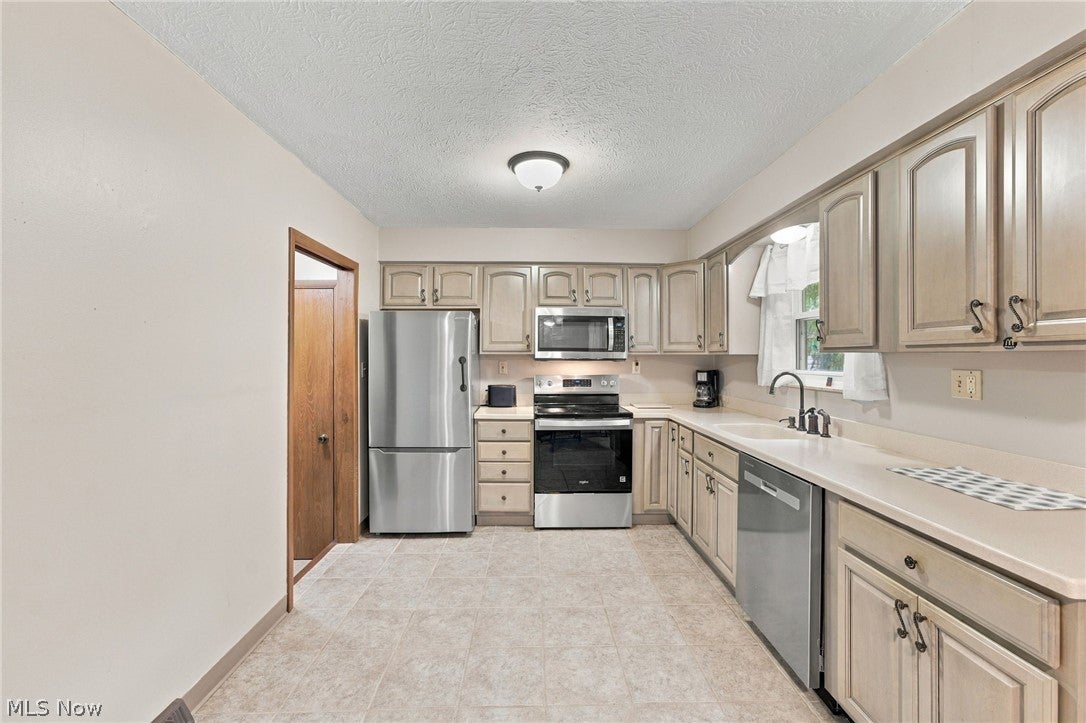 20182 Drake Road