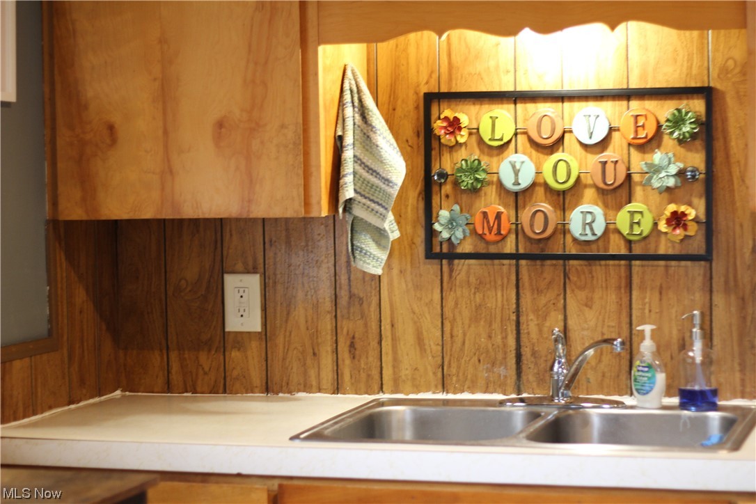 A A Moores Banner Allotment - Residential