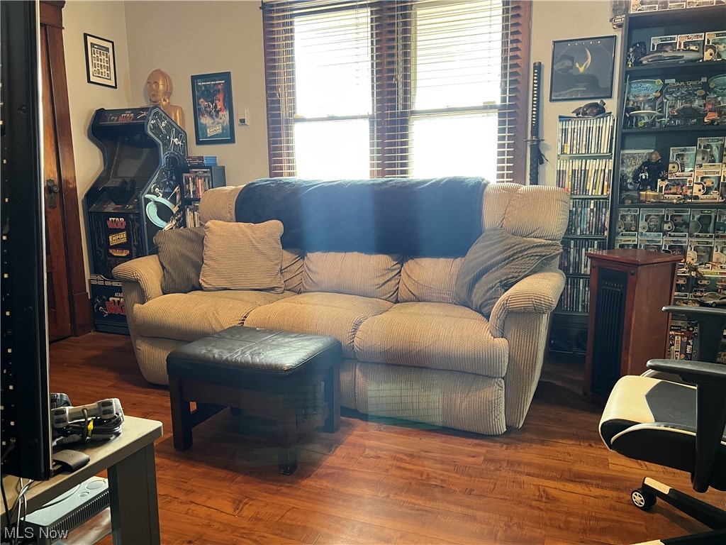 A A Moores Banner Allotment - Residential