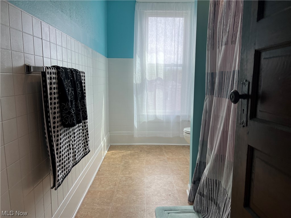 A A Moores Banner Allotment - Residential