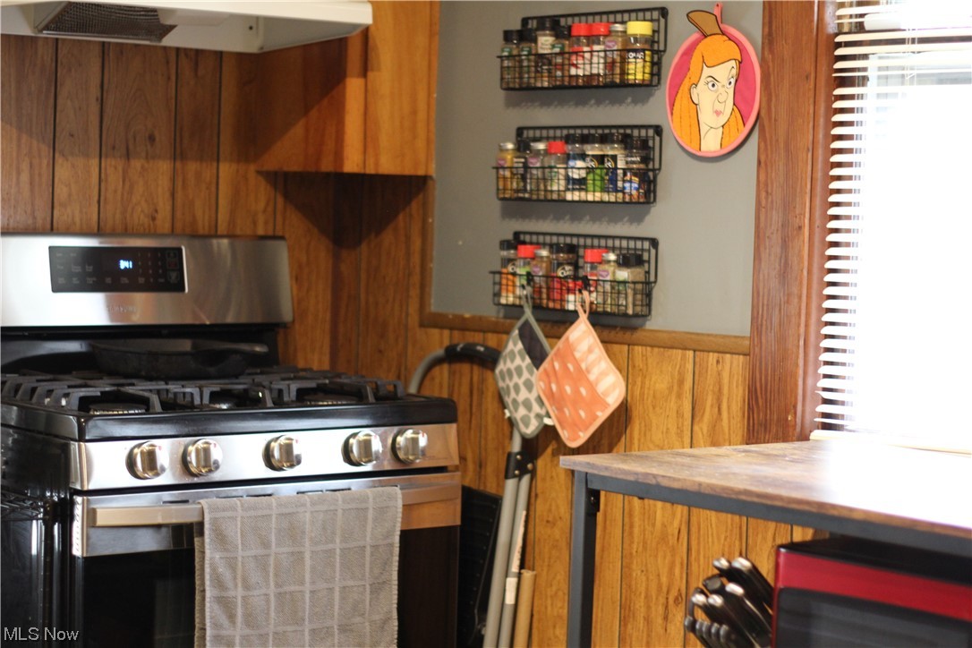 A A Moores Banner Allotment - Residential