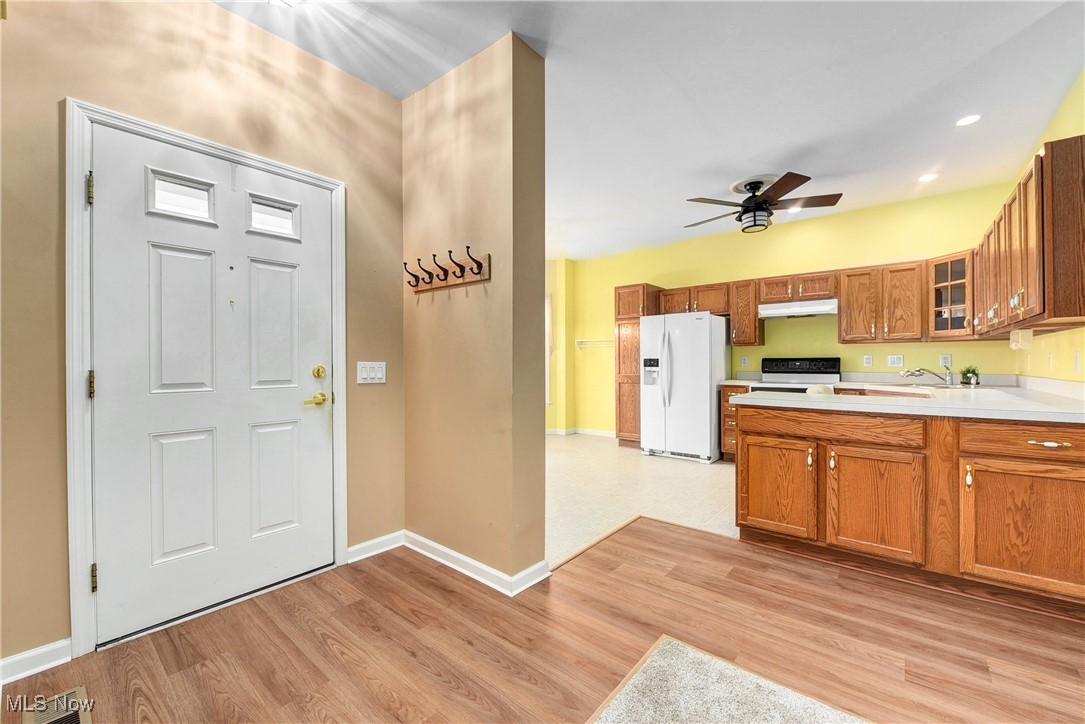 8876 Jonathan Drive, North Royalton, Ohio image 20