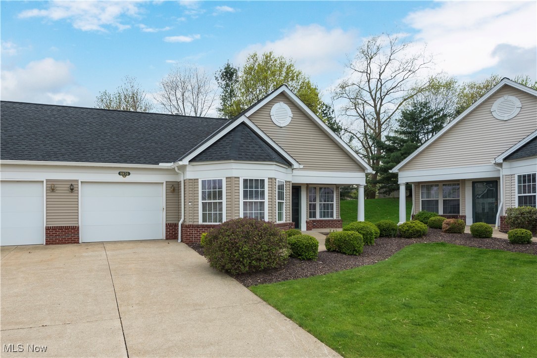 8876 Jonathan Drive, North Royalton, Ohio image 32
