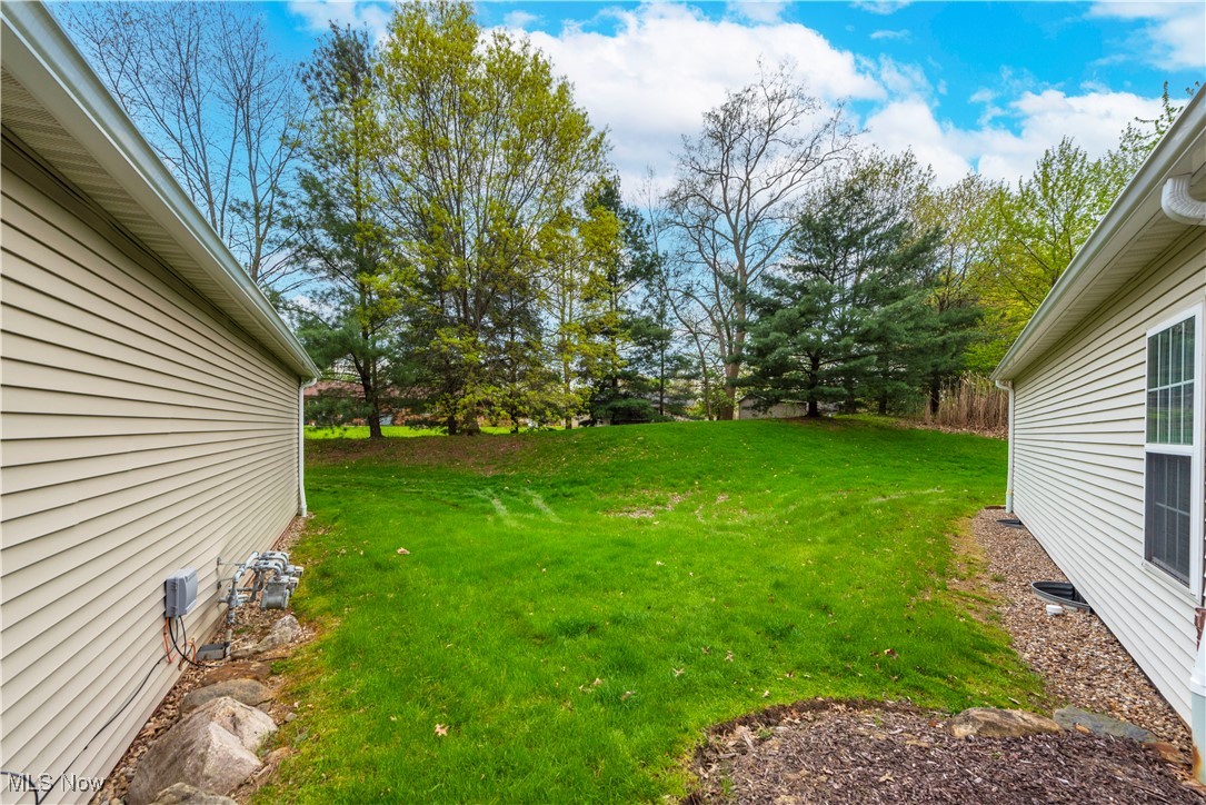 8876 Jonathan Drive, North Royalton, Ohio image 37