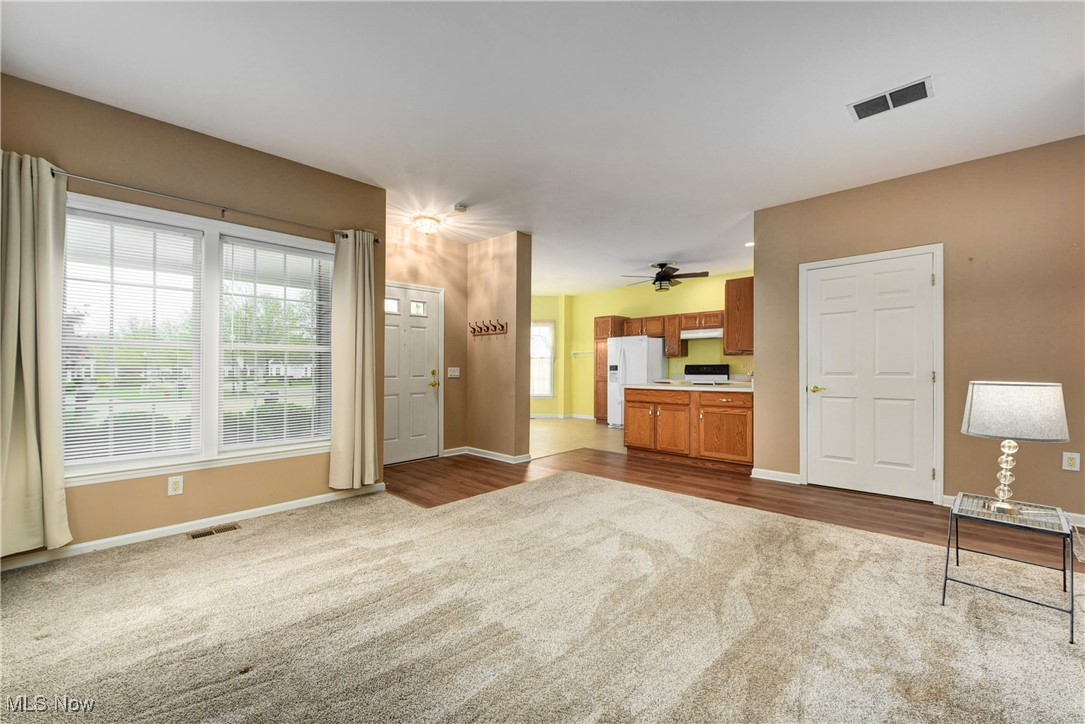 8876 Jonathan Drive, North Royalton, Ohio image 18