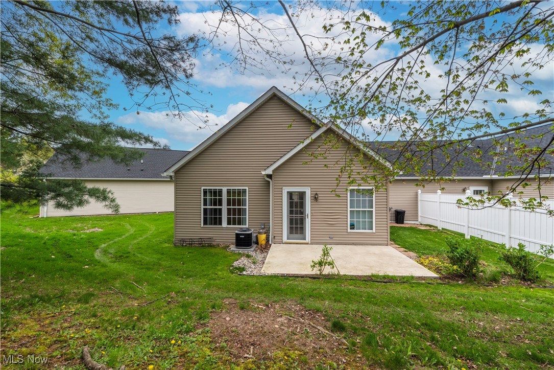8876 Jonathan Drive, North Royalton, Ohio image 34