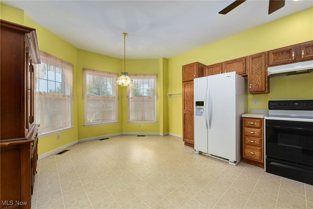 8876 Jonathan Drive, North Royalton, Ohio image 22