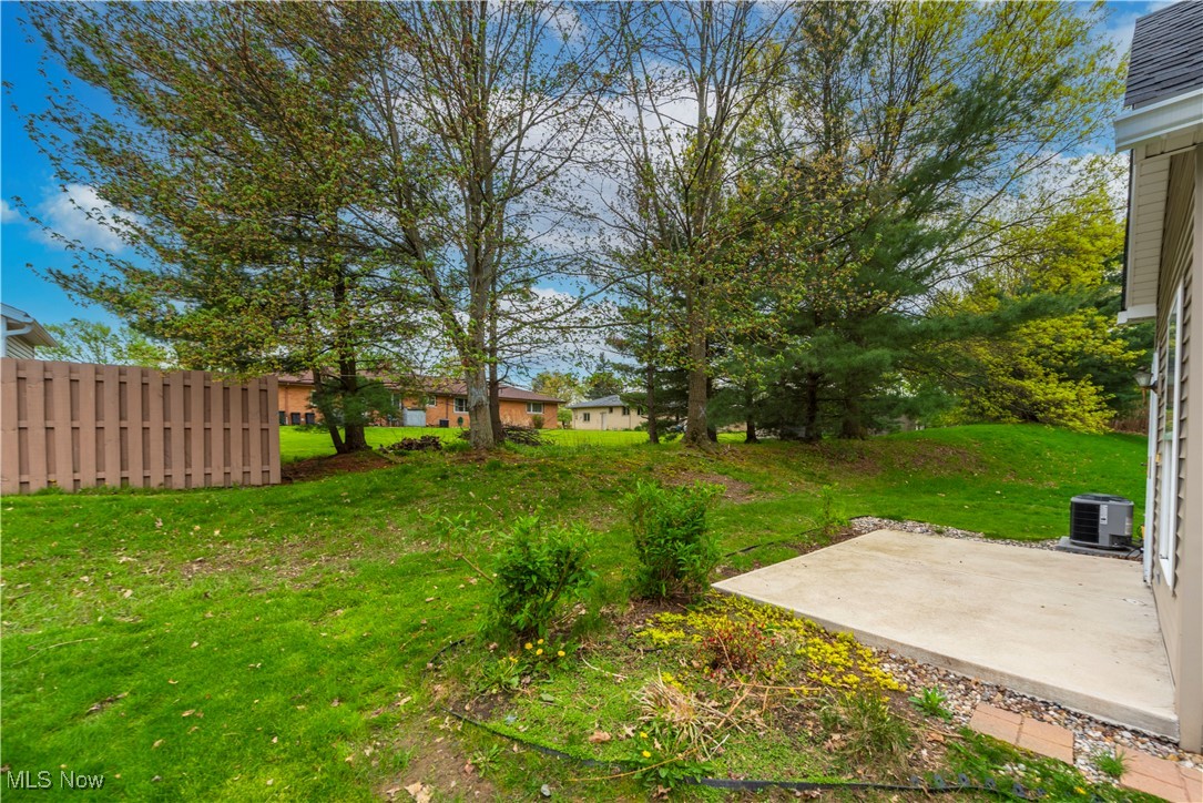 8876 Jonathan Drive, North Royalton, Ohio image 38