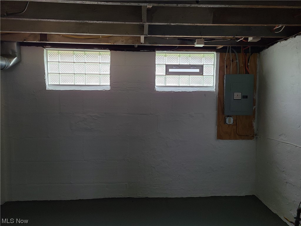 Mccourt - Residential Lease