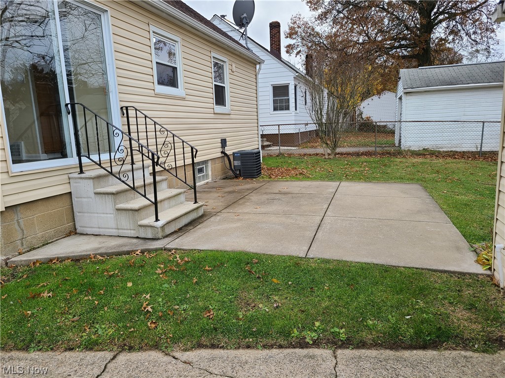 Mccourt - Residential Lease