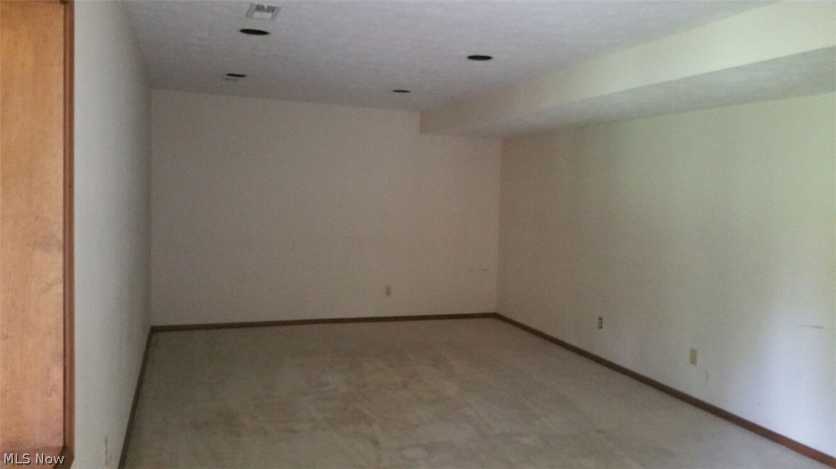 Falling Water - Residential