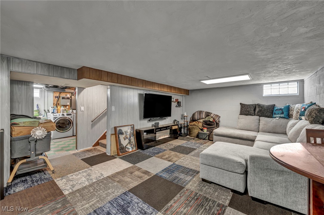 Tower/Leavitt - Residential