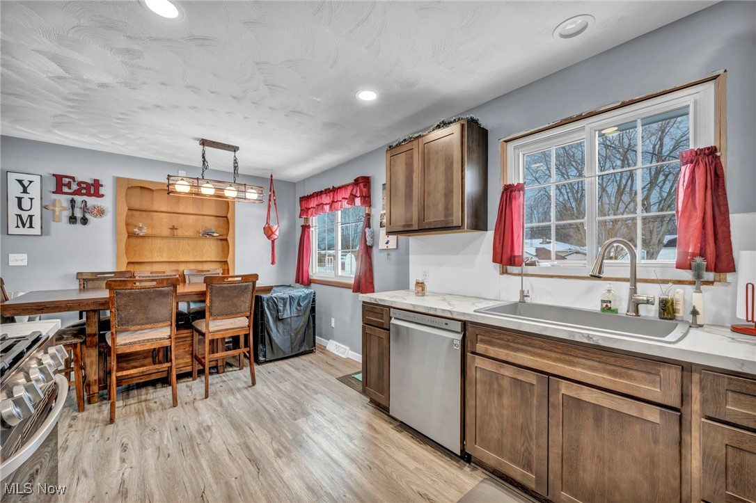 Tower/Leavitt - Residential