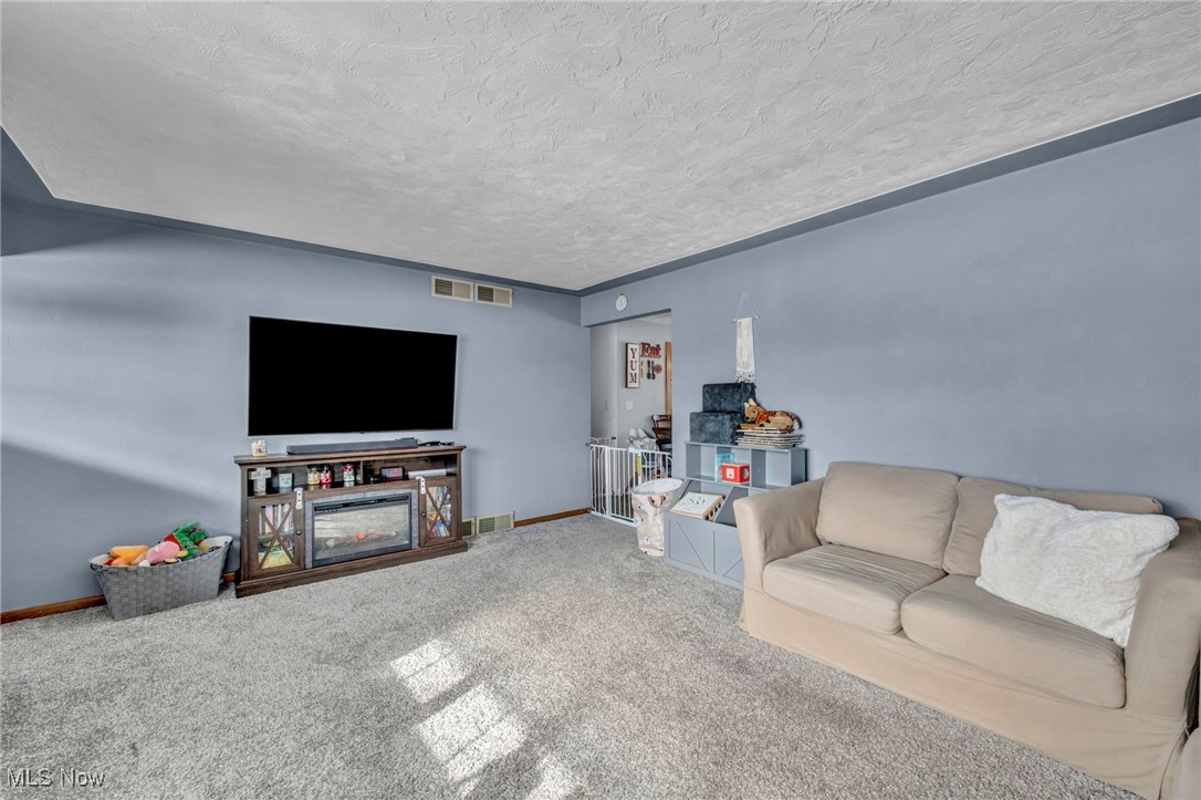 Tower/Leavitt - Residential