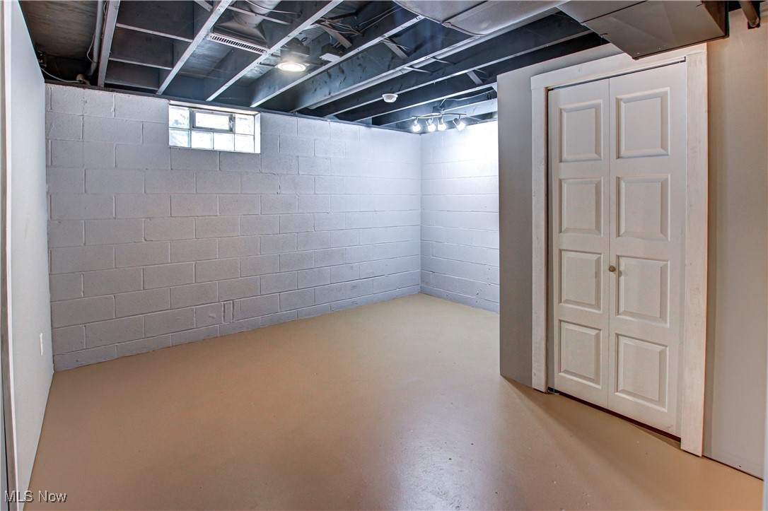 Holveys - Residential