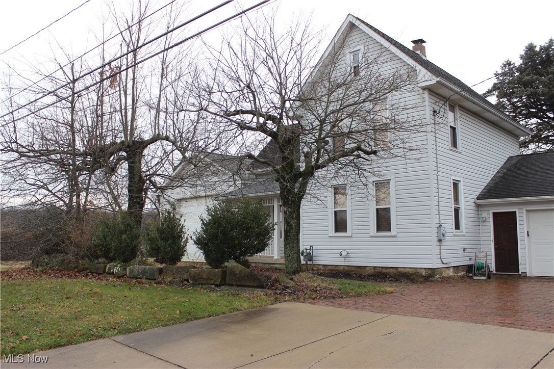 1511 Hankins Road, Massillon, Ohio image 3