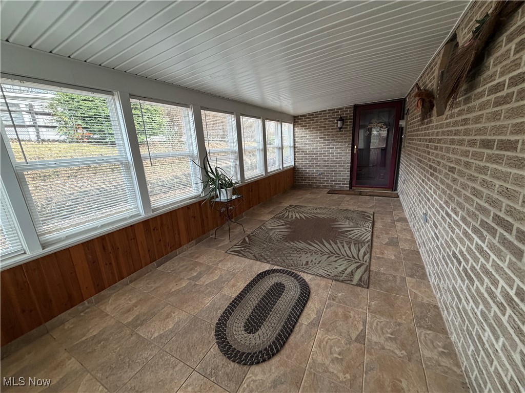 15904 E Liverpool Road