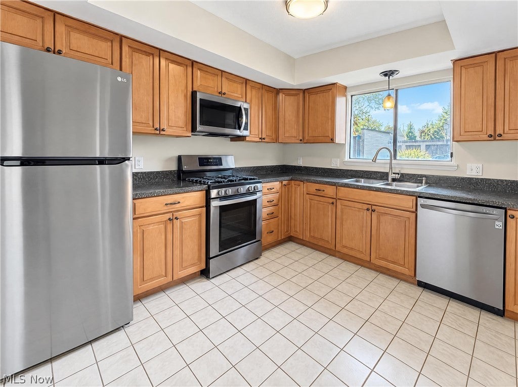 1135 Canyon View Road