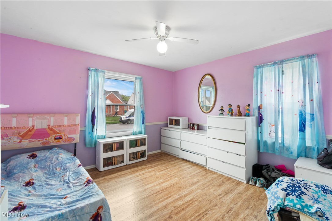 380 E 328th Street, Willowick, Ohio image 12