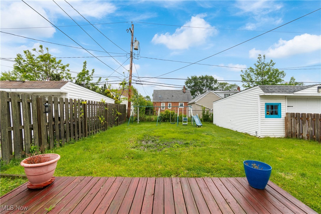 380 E 328th Street, Willowick, Ohio image 22