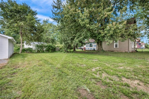 Tiny photo for 903 W 58th Street, Ashtabula, OH 44004 (MLS # 5239571)