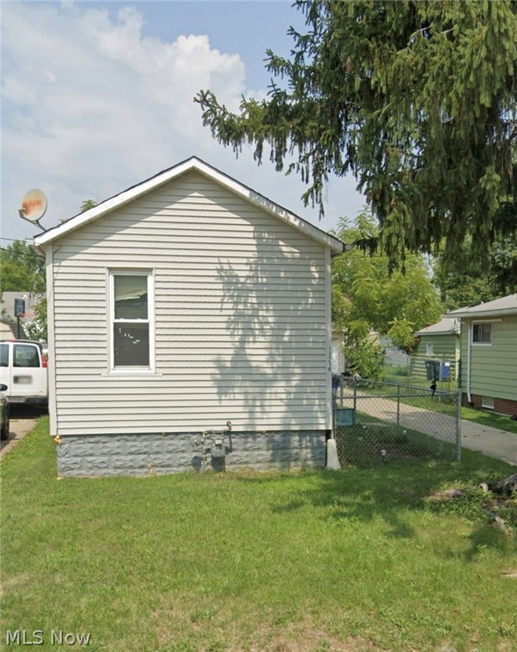 Photo of 13210 Carrington Avenue, Cleveland, OH 44135 (MLS # 5188959)