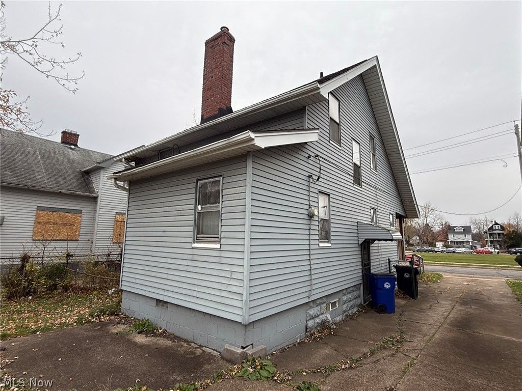 Photo of 4107 E 146th Street, Cleveland, OH 44128 (MLS # 5208121)