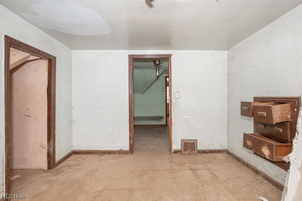 Ladnar Homestead Allotment - Residential