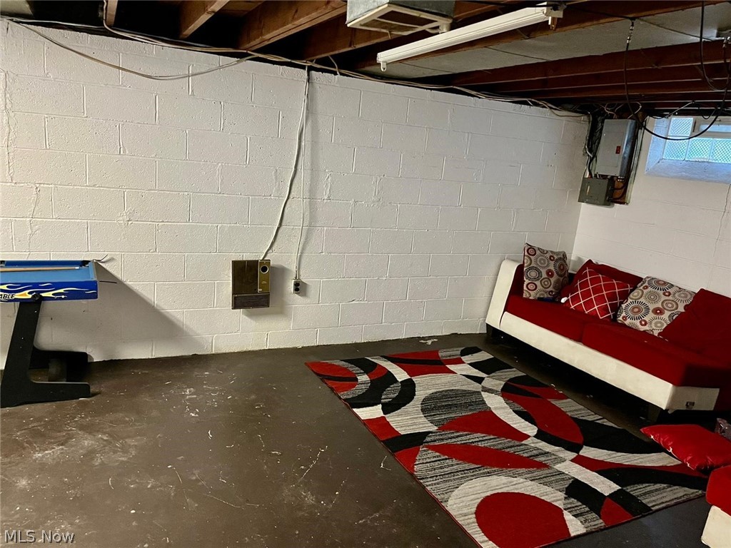 Thomas A & Mary E L P Harris A - Residential