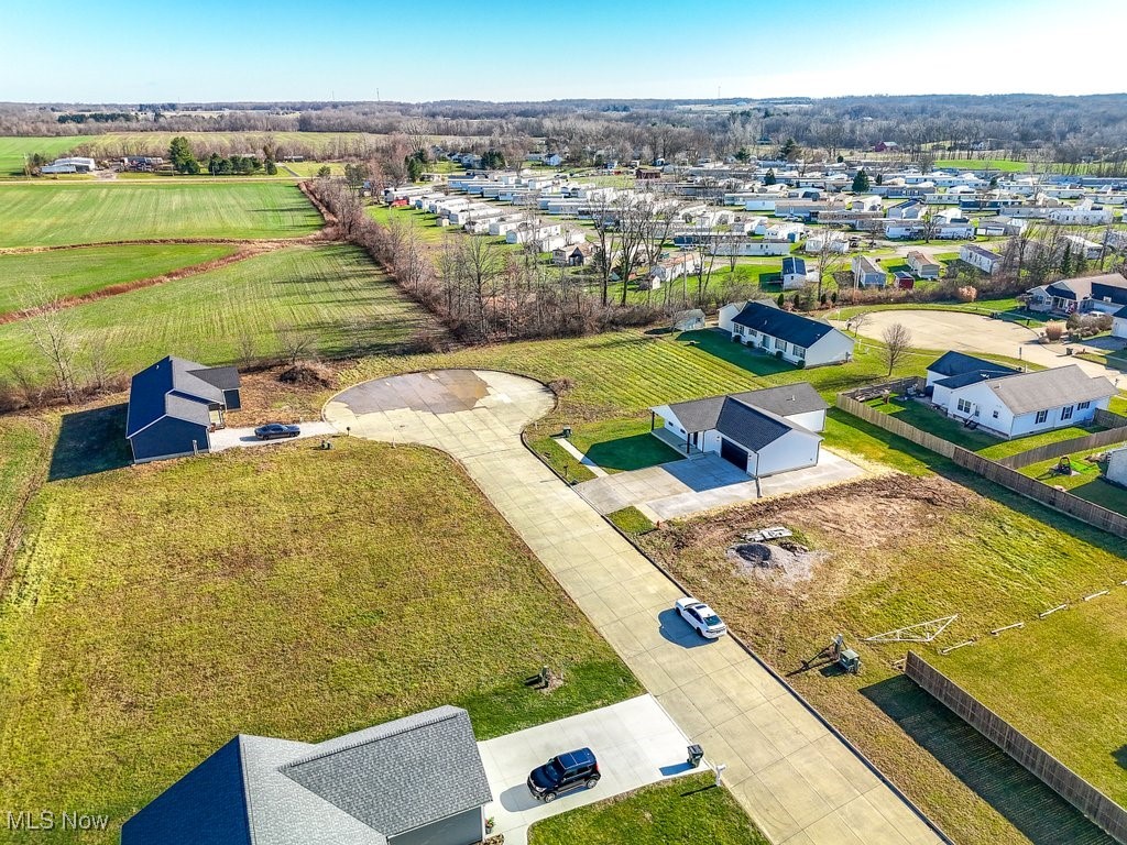 Holli Court, West Salem, Ohio image 3