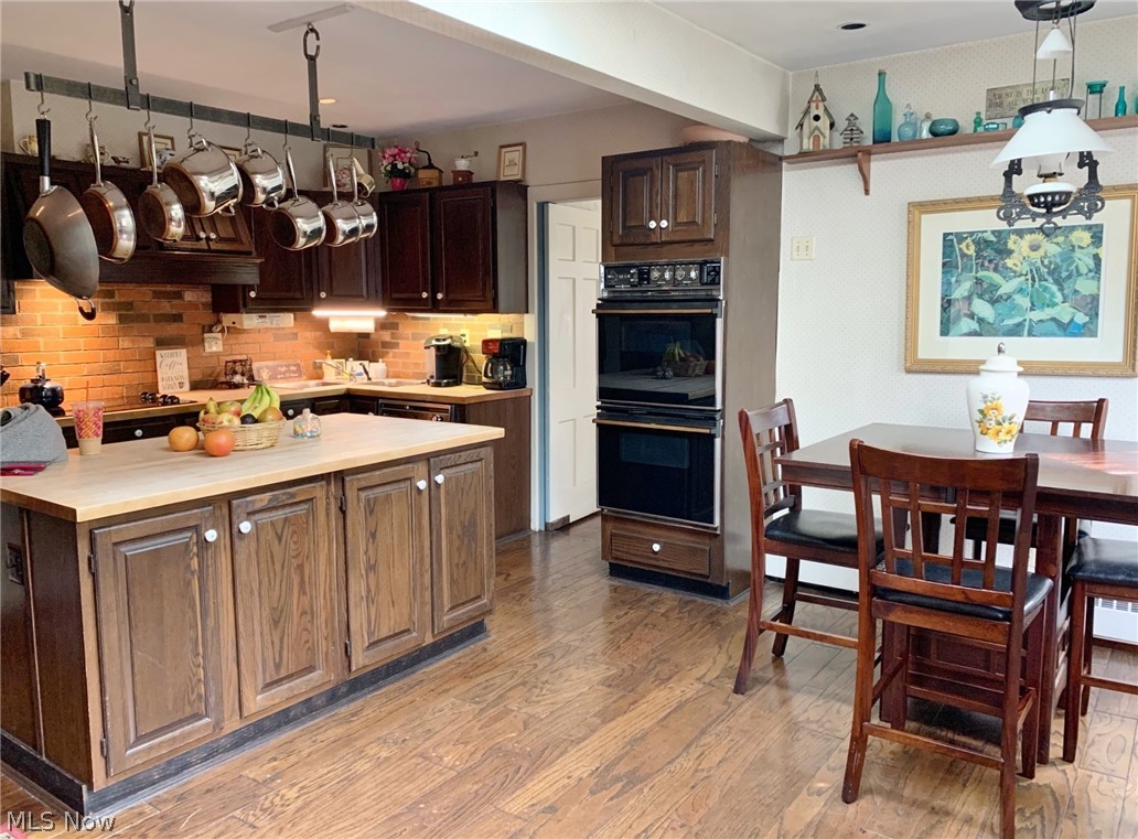 Park Land Companys Cc Park - Residential