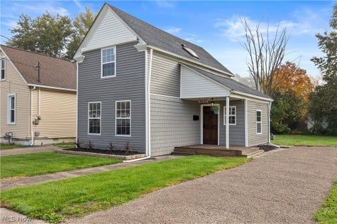Tiny photo for 3535 Clifton Avenue, Lorain, OH 44055 (MLS # 5254425)