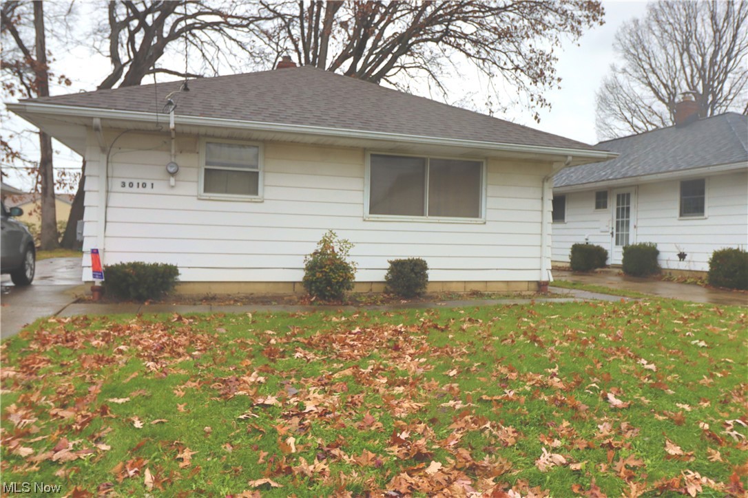 Welcome to 30101 Regent Road in Wickliffe! This charming home is thoughtfully designed with handicapped access, ensuring comfort and convenience for all. Located in a highly desirable area, you'll find yourself in a wonderful neighborhood with easy access to amenities, schools, and parks. The location offers the perfect blend of tranquility and convenience.
This Ranch home provides a fantastic opportunity for you to bring your own personal touches and make it truly yours. Whether it's adding your favorite color palette or designing your dream outdoor space, the possibilities are endless. One of the highlights of this property is that it comes fully equipped with all appliances, including a brand new refrigerator installed in 2022. Say goodbye to the hassle of purchasing and installing appliances – everything is ready for you to move in and start enjoying your new home. Additionally, the home features a new hot water tank installed in 2021, providing peace of mind and efficiency for years to come.
Don't miss out on this incredible opportunity to create your ideal living space in a prime location. Contact us today to schedule a viewing and envision the potential of the Ranch at 30101 Regent Road!