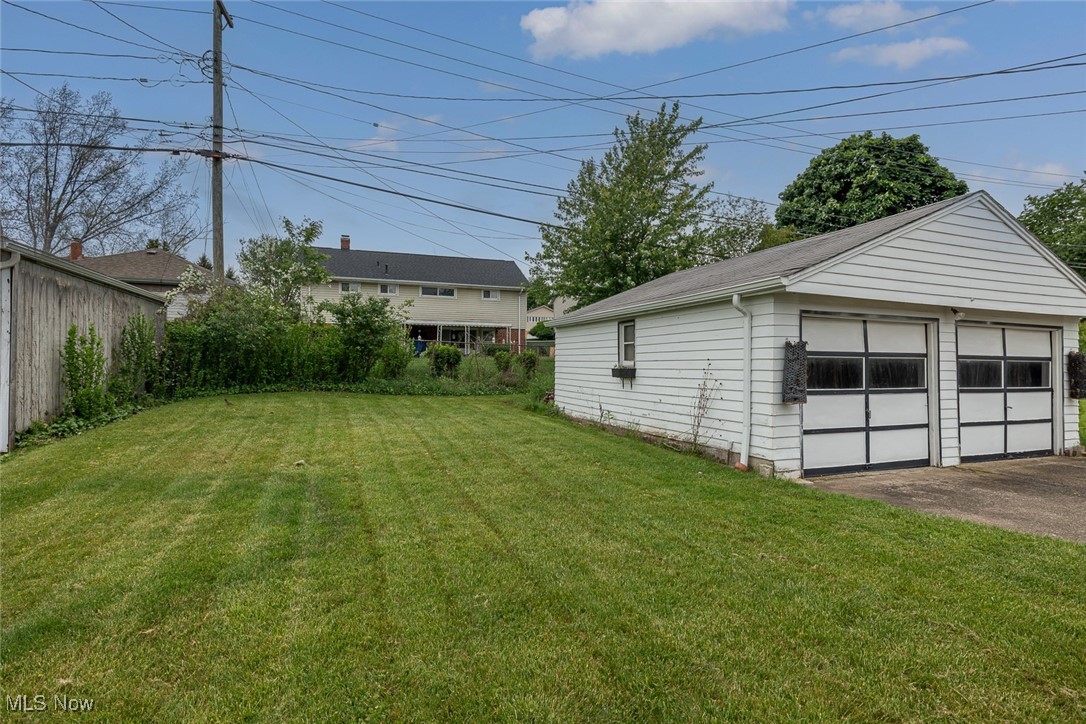3335 Klusner Avenue, Parma, Ohio image 25