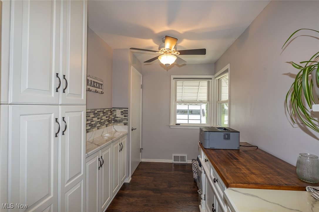 3335 Klusner Avenue, Parma, Ohio image 12
