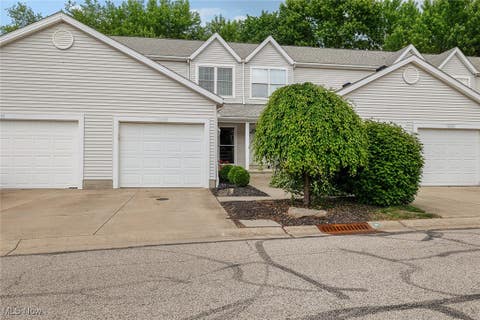Photo for 1343 Meadow Run