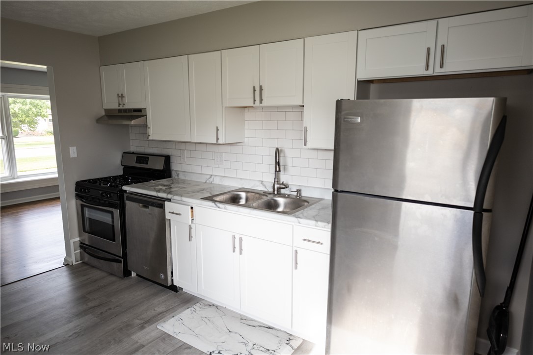 Memphis Villas - Residential