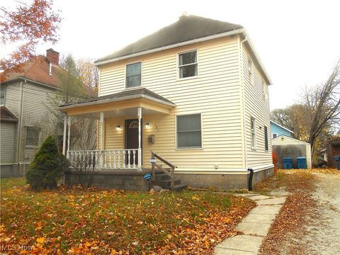 326 Pleasant Avenue Kent OH 44240