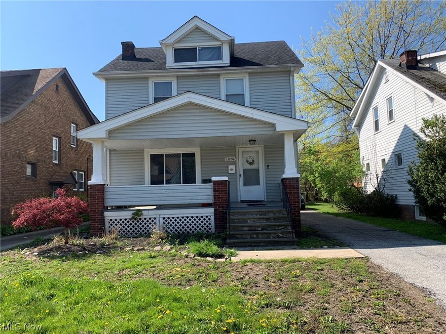 Amazing cash flowing investment opportunity! Looking for an investment where you have to do absolutely nothing but collect your monthly check? This is the perfect investment for you. Well maintained 3 bedroom 1 full bath. Tenant occupied and currently paying $1280/month. Minimum deferred maintenance = no headaches! Tenant is responsible for all utilities and is current on all payments. No showings until an accepted offer.