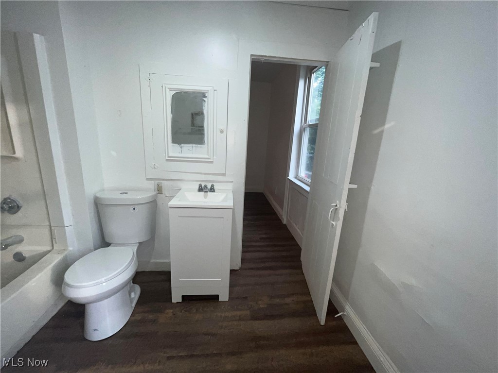 Madison, Ohio 44057, United States, 3 Bedrooms Bedrooms, ,1 BathroomBathrooms,Residential,Active,207078