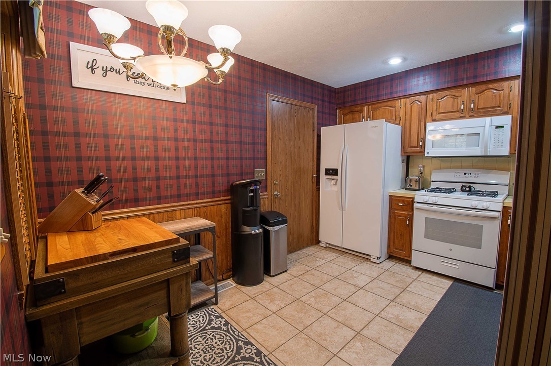 Woodlake Condo - Residential