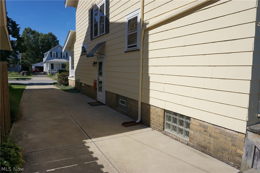 W A Kurtz Companys 02 - Residential