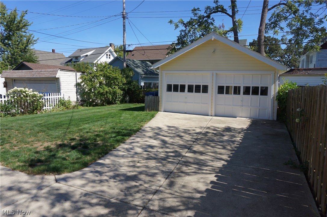 W A Kurtz Companys 02 - Residential