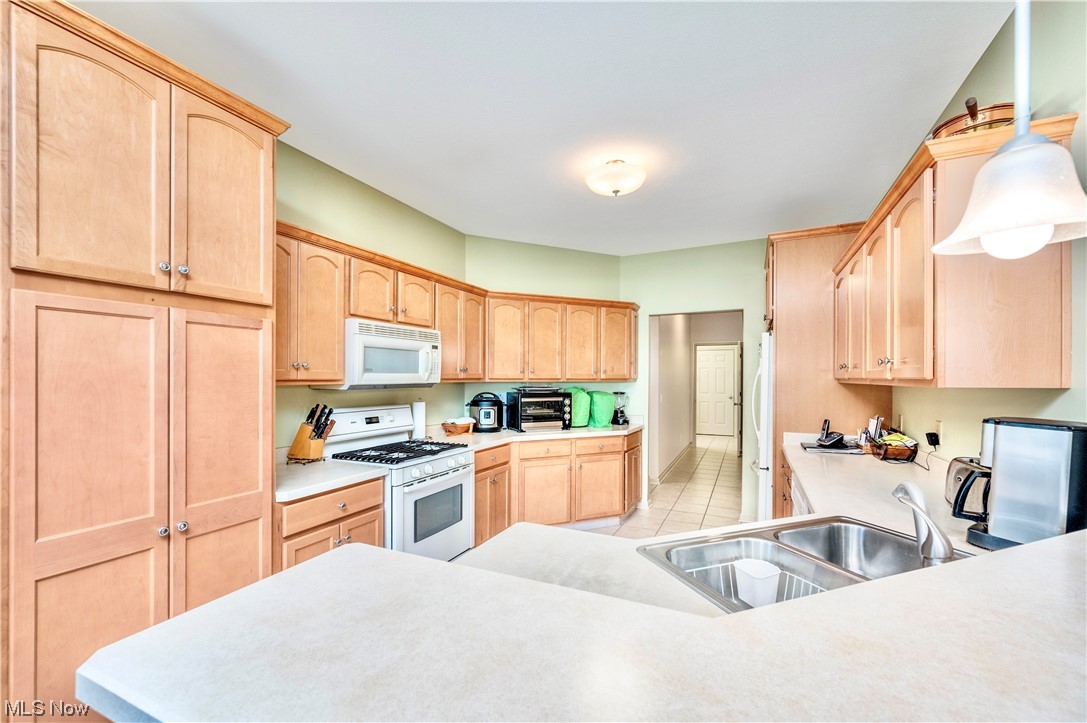 Villas/Whitney Chase Condo - Residential