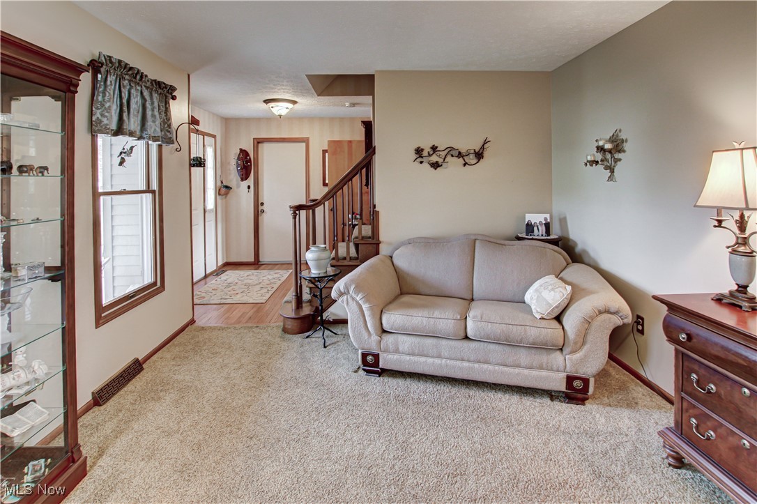 4594 Ledgewood Drive, Medina, Ohio image 16