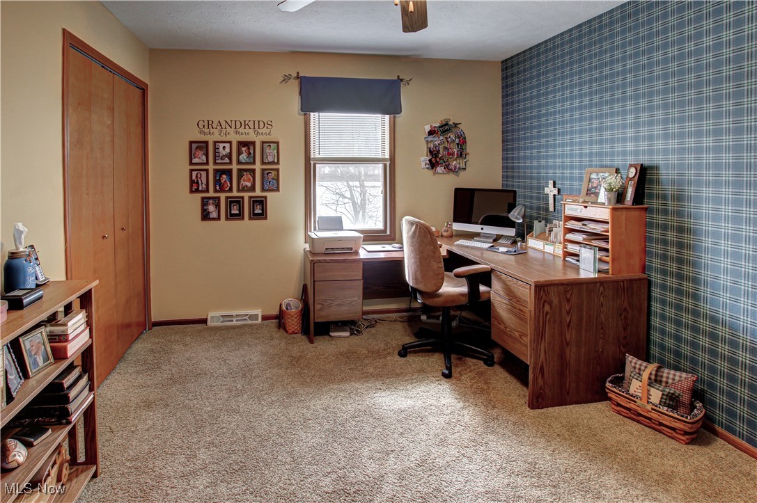 4594 Ledgewood Drive, Medina, Ohio image 27