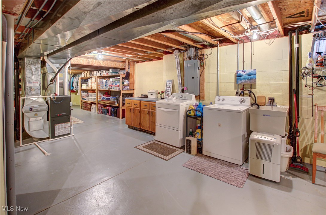 4594 Ledgewood Drive, Medina, Ohio image 35
